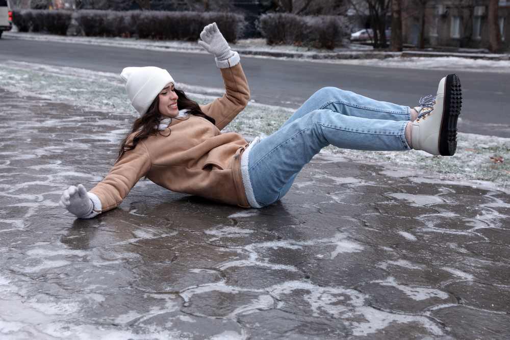 Does Workers' Comp Cover Ice and Snow Slips and Falls?